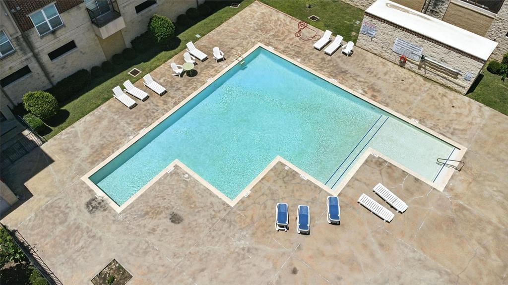 1100 Trinity Miils Condo - Residential