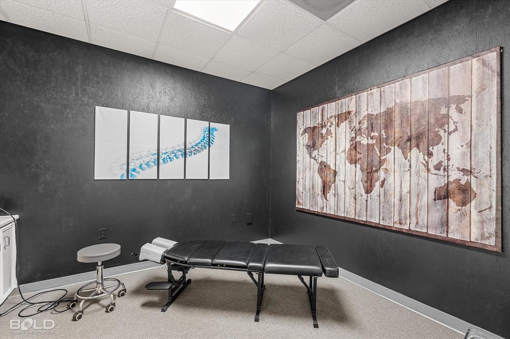 Southern Hills - Commercial Sale