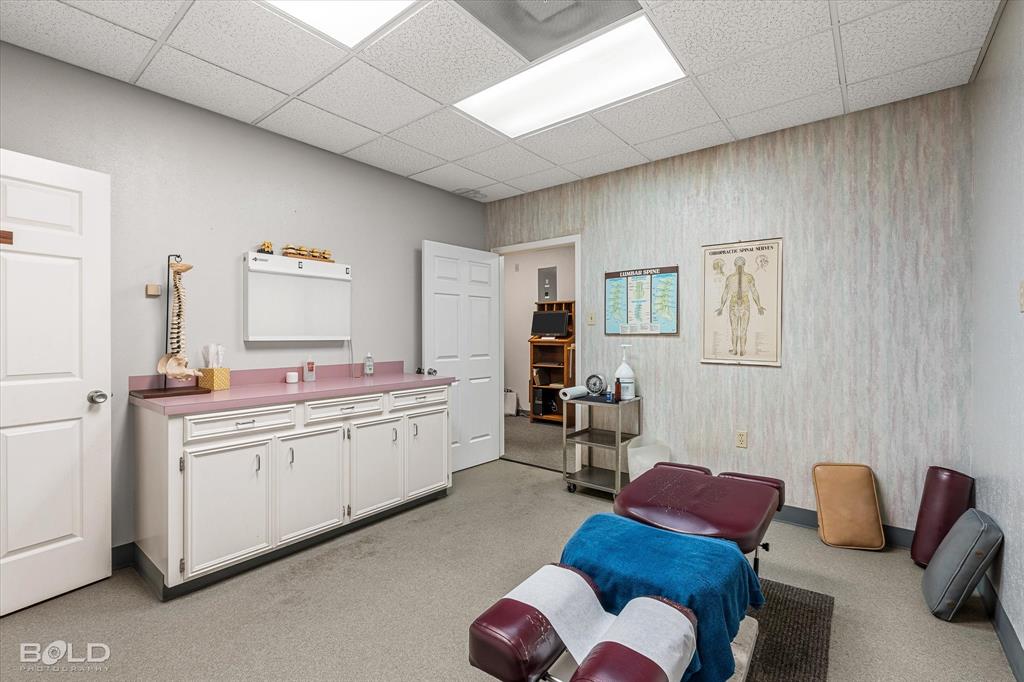 Southern Hills - Commercial Sale