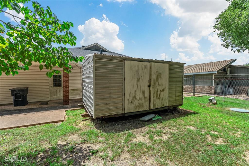 Southern Hills - Commercial Sale