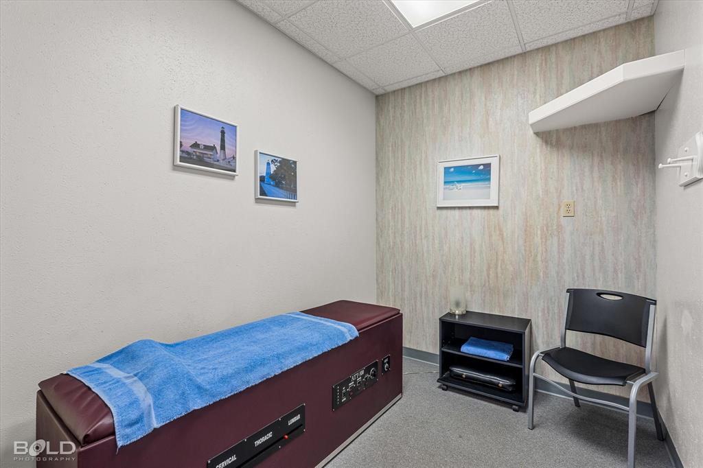 Southern Hills - Commercial Sale