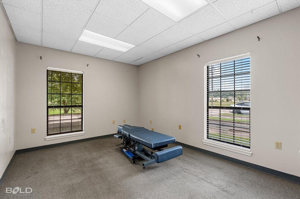 Southern Hills - Commercial Sale