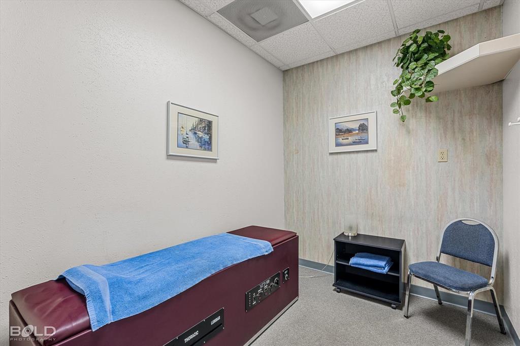 Southern Hills - Commercial Sale