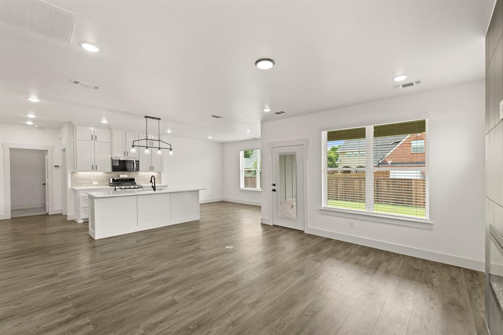 2520 Honor Court