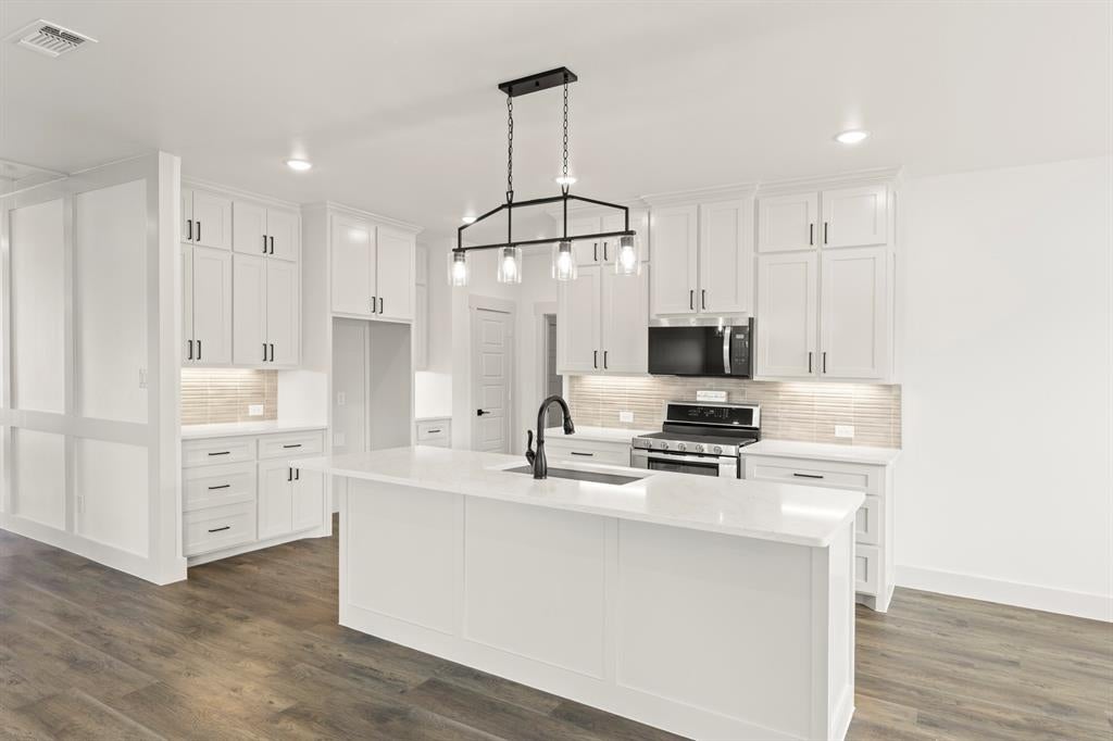2520 Honor Court
