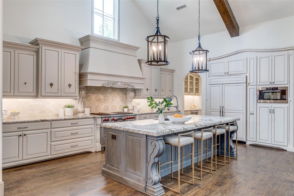 El Parado - Residential