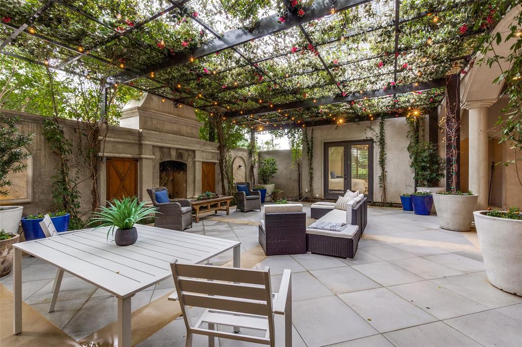 El Parado - Residential