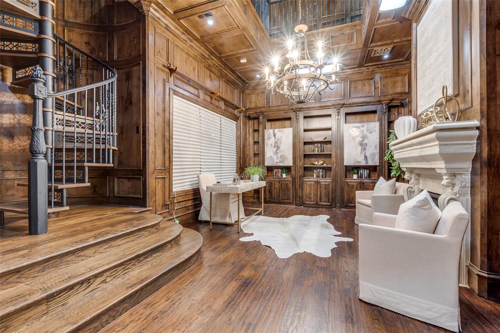 El Parado - Residential