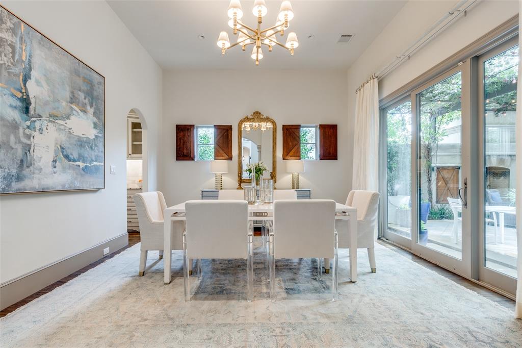 El Parado - Residential