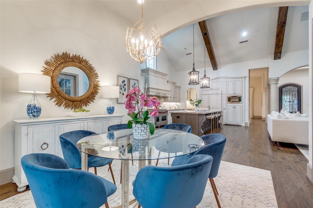 El Parado - Residential