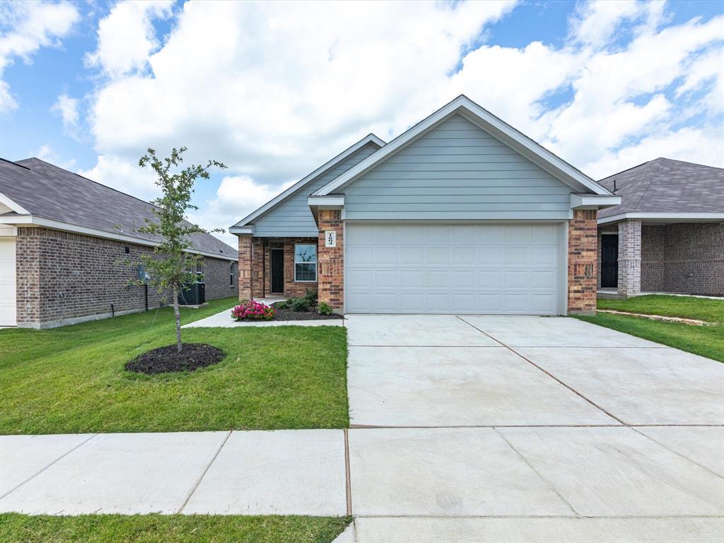 Christian Mdws Ph 2 - Residential Lease