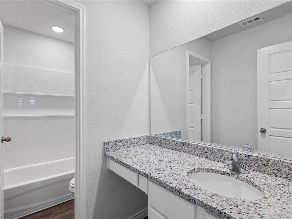 Christian Mdws Ph 2 - Residential Lease