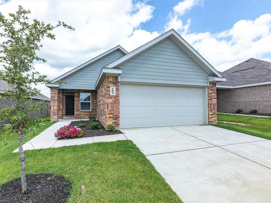 Newer construction brick home available for rent only.  Available for move in December 10th.  $500 per pet non-refundable deposit required. Privacy fence for back yard. Open concept floor plan. 2 car garage with opener. Rent includes washer, dryer, and refrigerator. Tenant responsible for yard. ***SHOWINGS BEGIN WEDS, DEC 10TH***