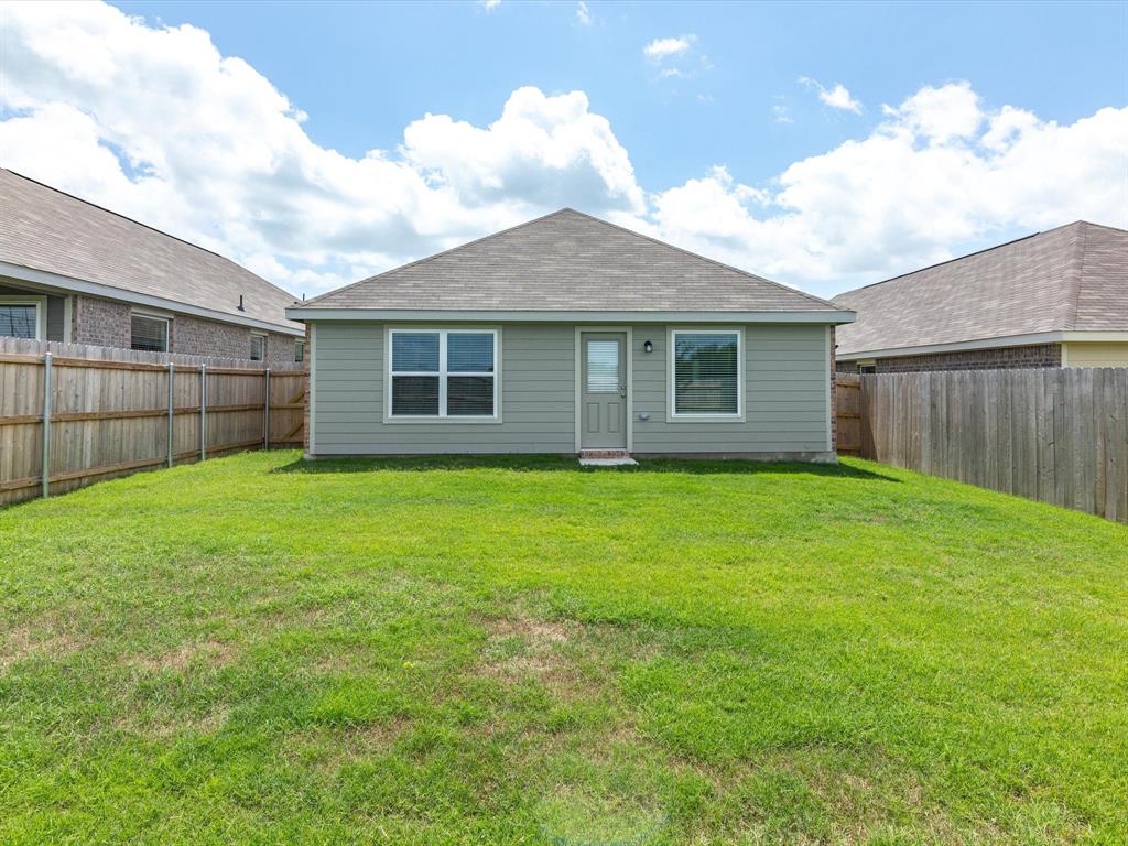 Christian Mdws Ph 2 - Residential Lease