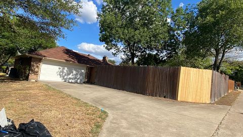 A home in DeSoto