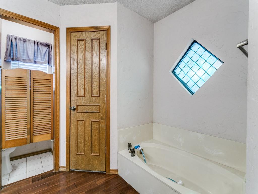 Grapevine, Texas 76051, United States, 3 Bedrooms Bedrooms, ,2 BathroomsBathrooms,Residential,Active,126447