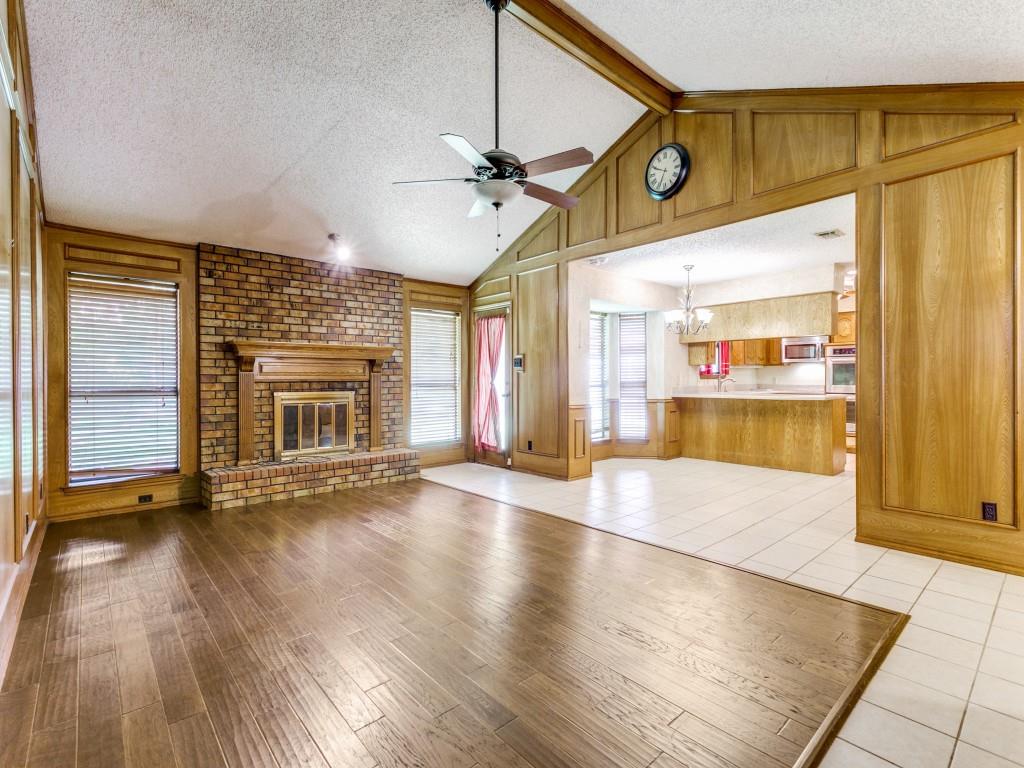 710 Lakewood Lane