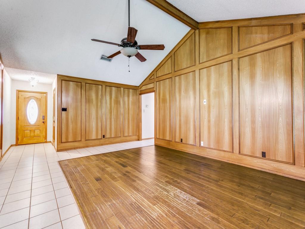 710 Lakewood Lane