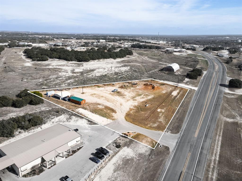 774 N Highway 183
