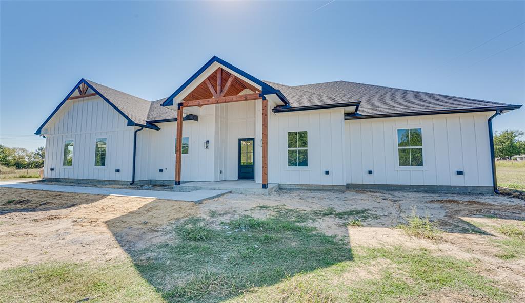 3072 NE County Road 1030