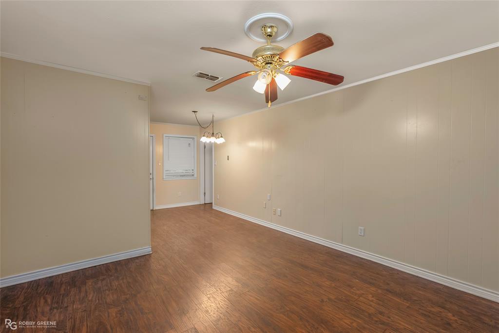 838 Fairlawn Drive