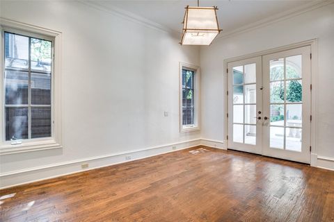 Tiny photo for 4309 Fairfax Avenue, Highland Park, TX 75205 (MLS # 21199759)