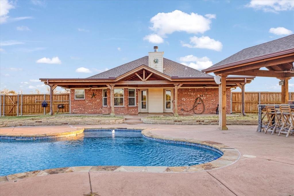 Walker James - Residential