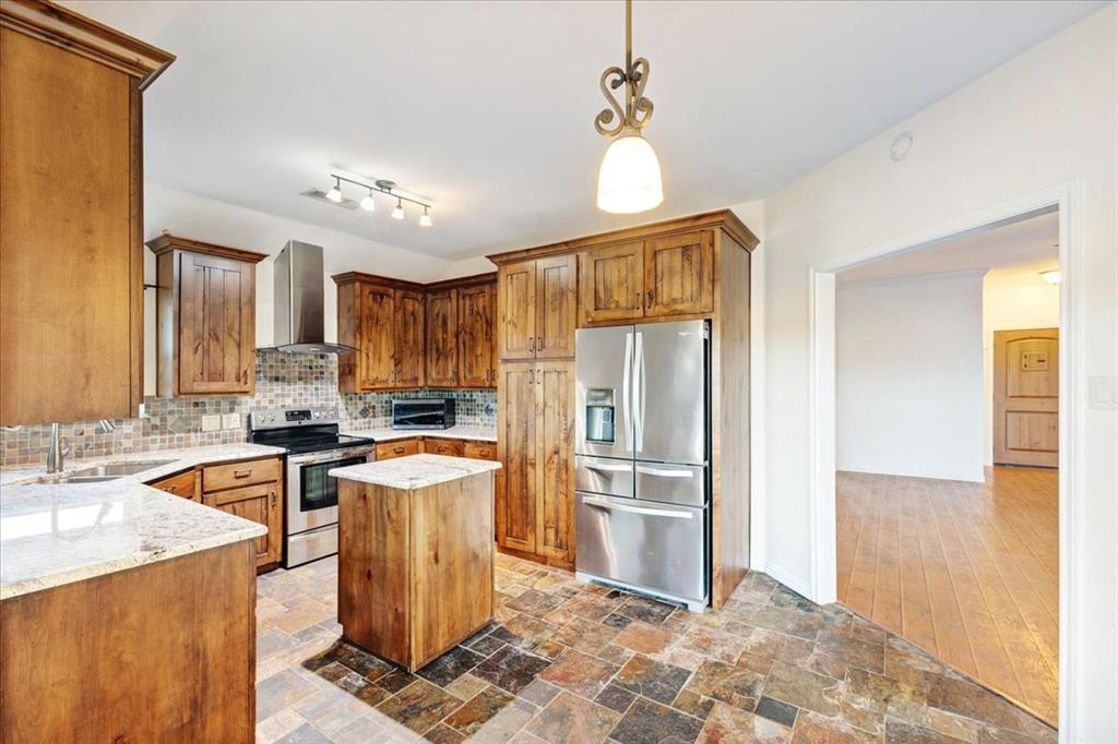 Walker James - Residential