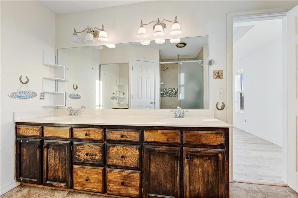 Walker James - Residential