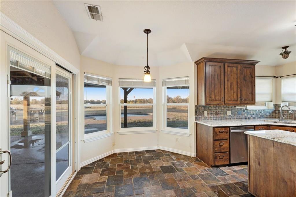 Walker James - Residential