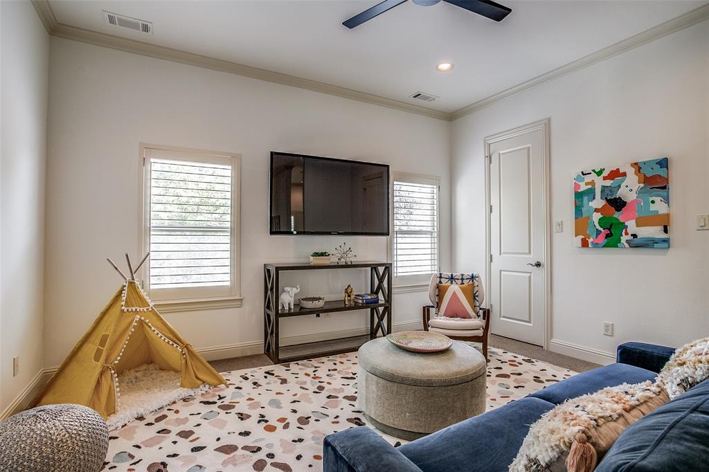 Walnut Crest - Residential