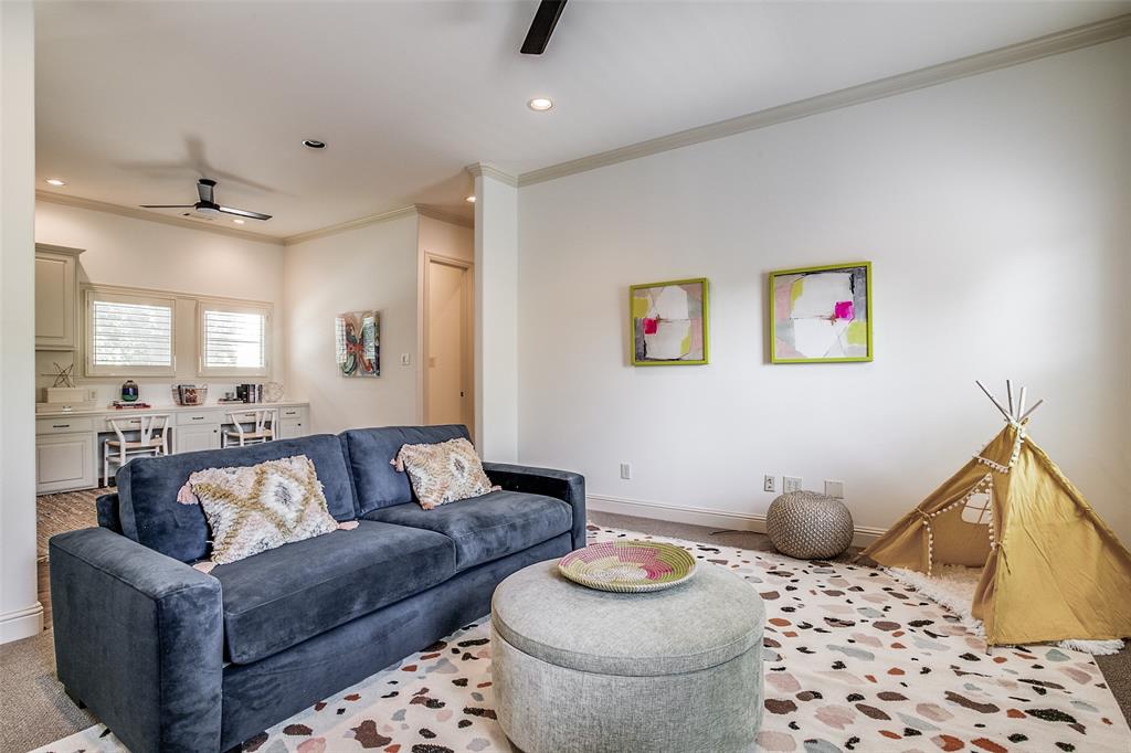 Walnut Crest - Residential