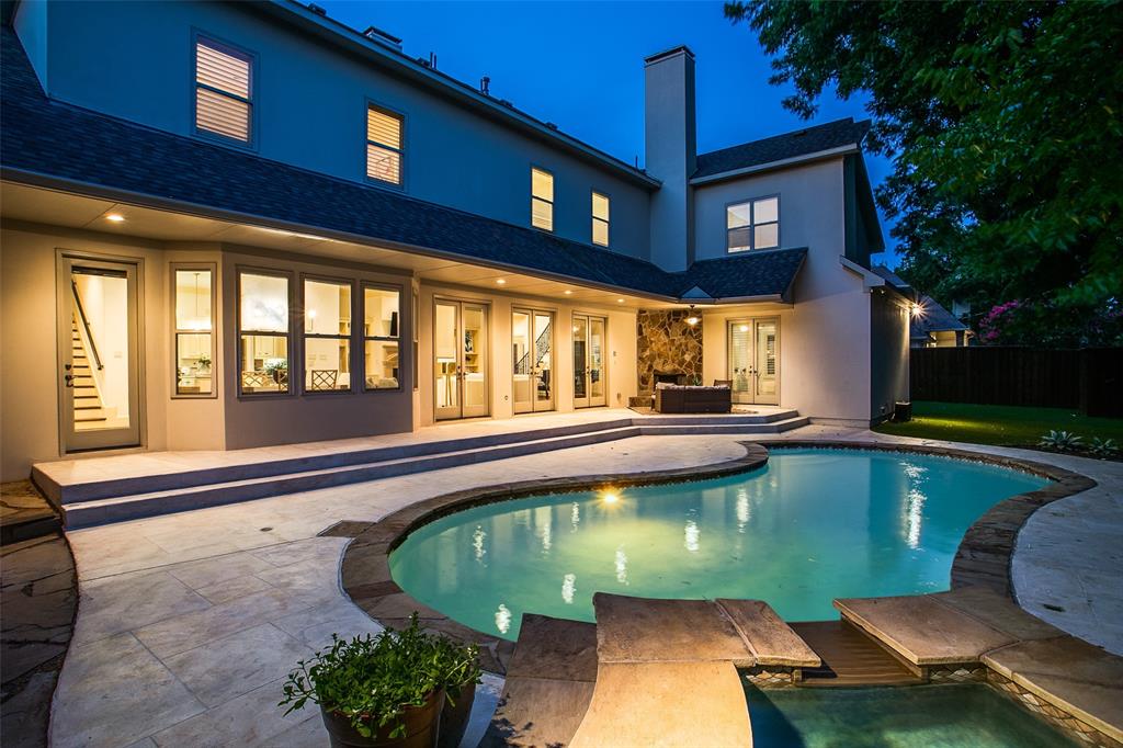 Walnut Crest - Residential