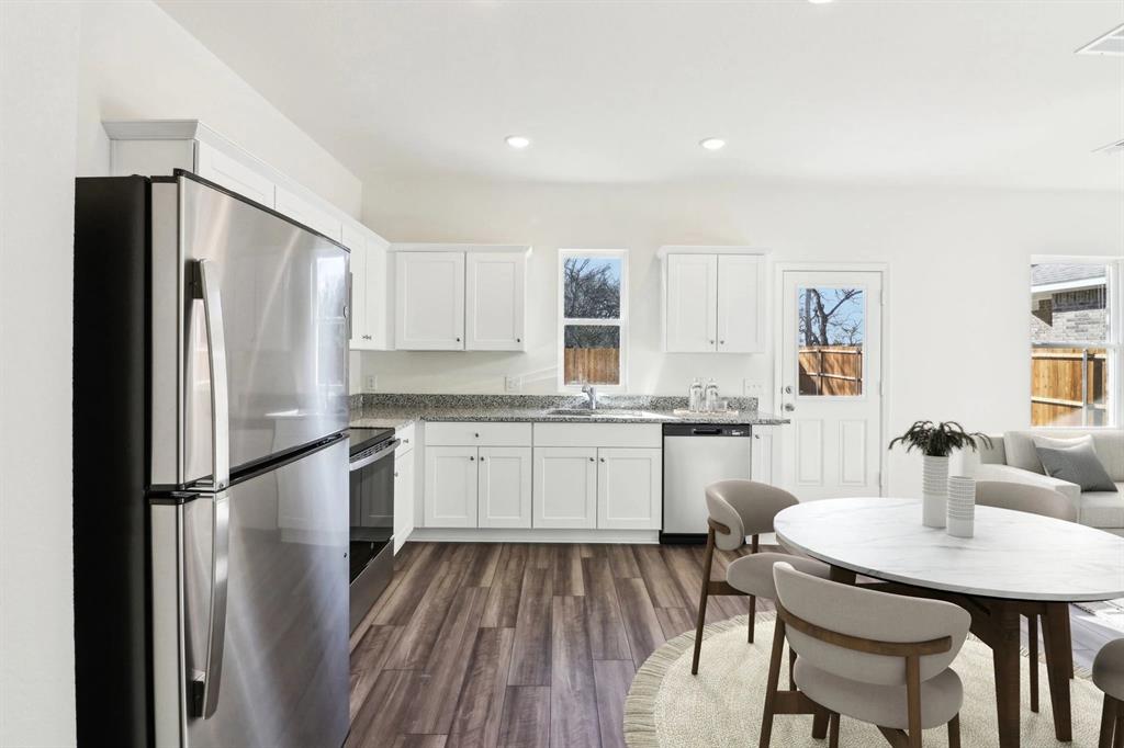 14126 Donahue Street