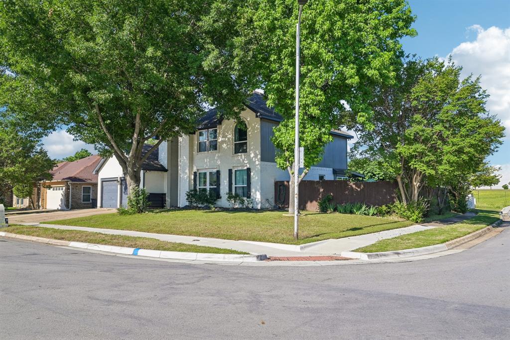 5100 Redwater Drive