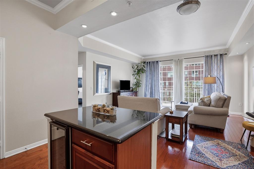 Renaissance On Turtle Creek Condo - Residential