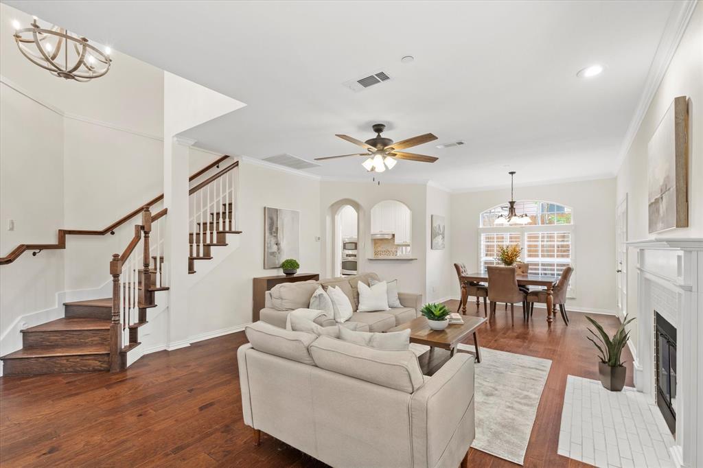 14608 Dove Court