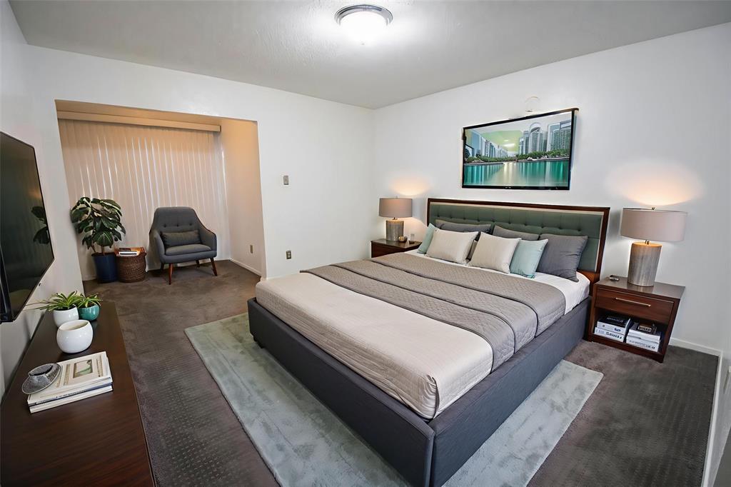 Cambridge Condo Ph 01 03 - Residential