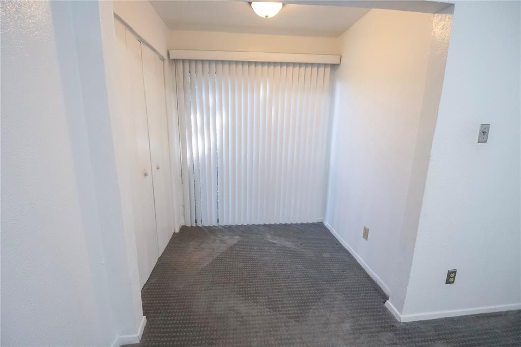 Cambridge Condo Ph 01 03 - Residential