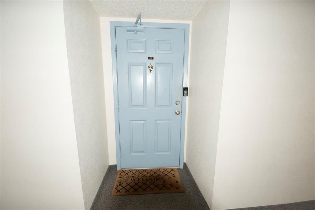 Cambridge Condo Ph 01 03 - Residential