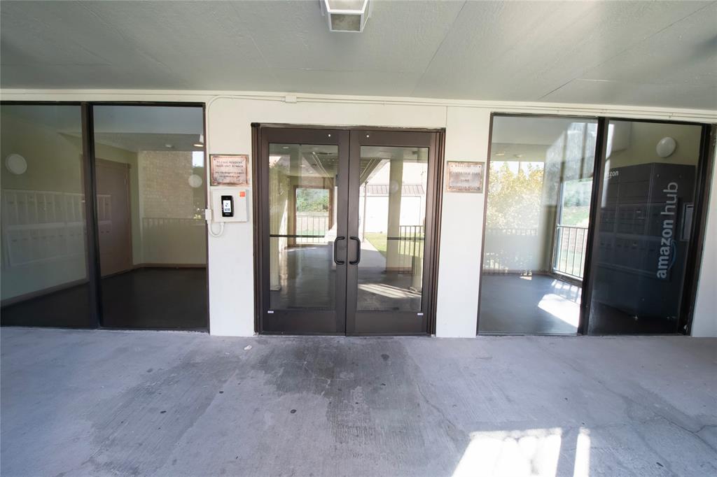 Cambridge Condo Ph 01 03 - Residential