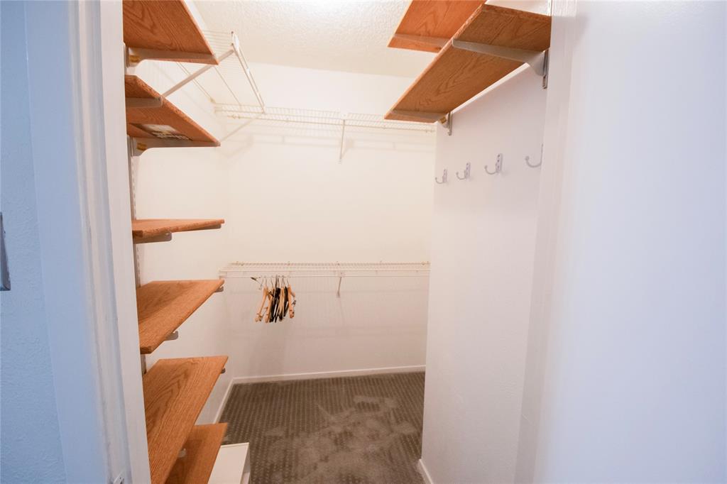 Cambridge Condo Ph 01 03 - Residential