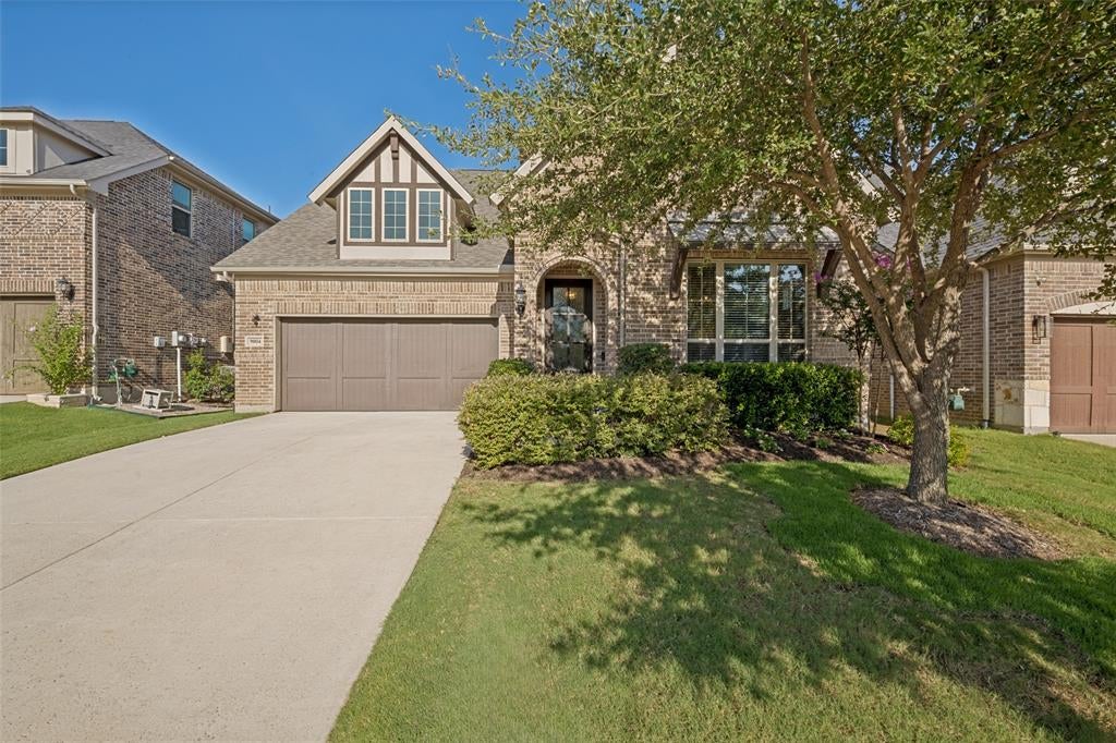 9004 Washington Lane