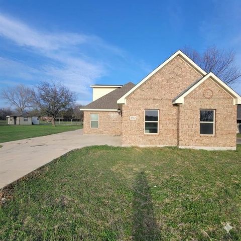 Photo of 2312 Rogers Avenue, Lancaster, TX 75134 (MLS # 21204902)