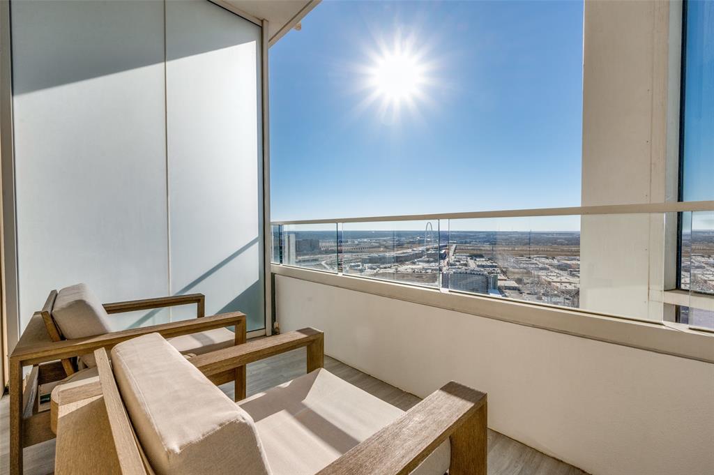 Residences - Residential