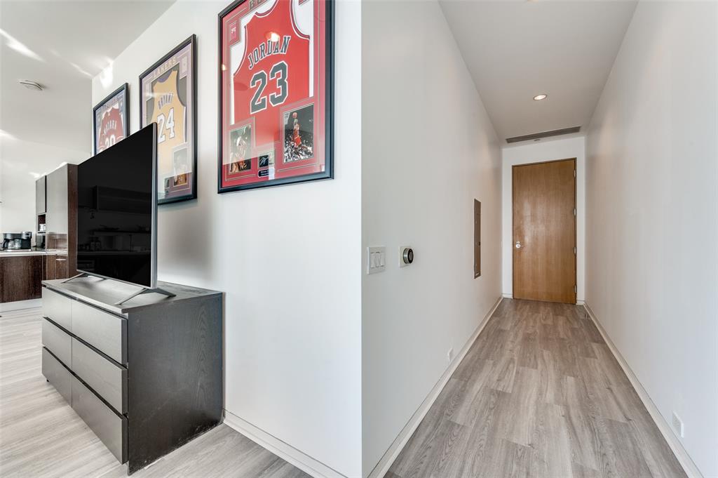 Residences - Residential