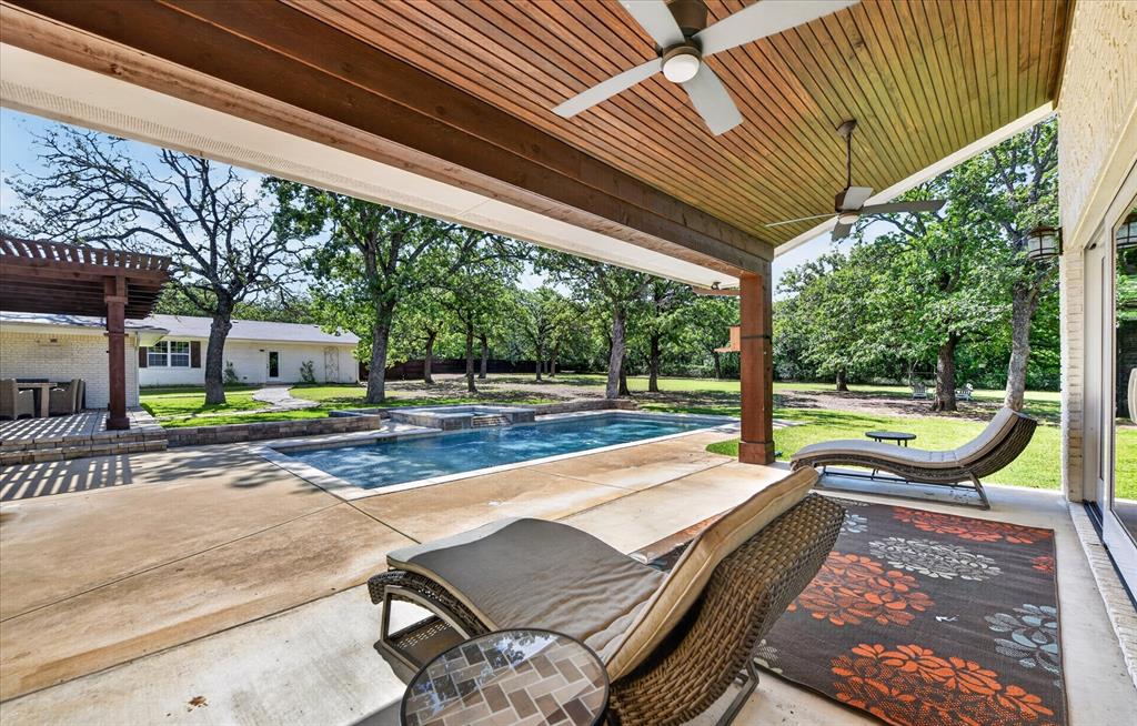 904 Frenchtown Road