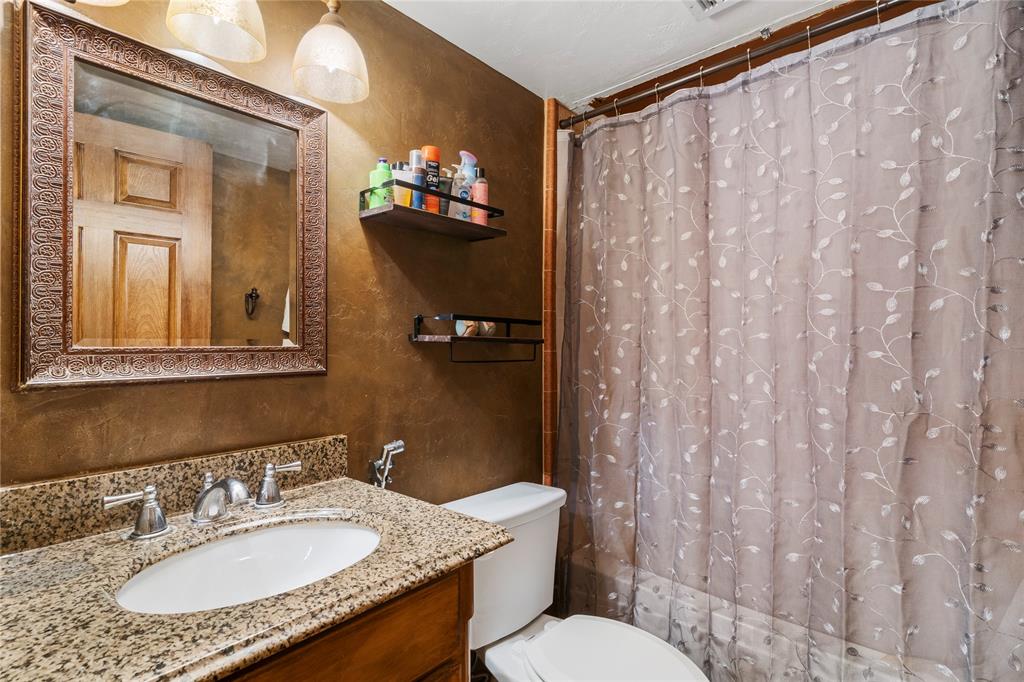 Laguna Twnhms - Residential