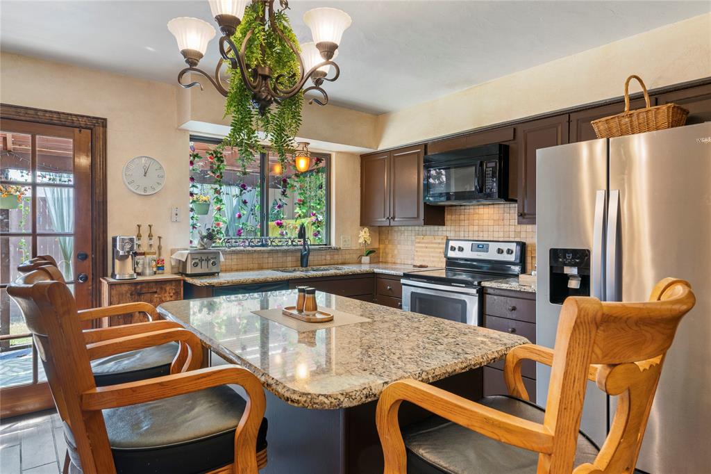 Laguna Twnhms - Residential