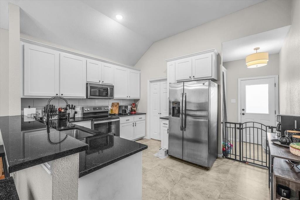 Canyon Creek III - Residential